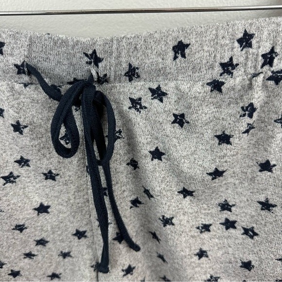 Lucky Brand Star Pajama Set Size Large - Picture 10 of 15